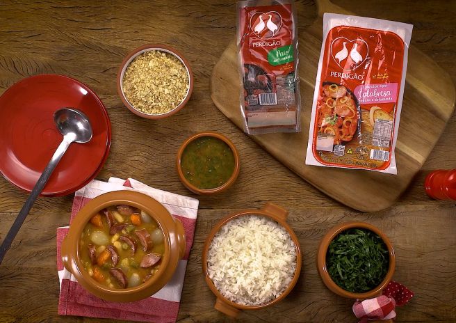 Feijoada de Feijão Branco e Linguiça Defumada