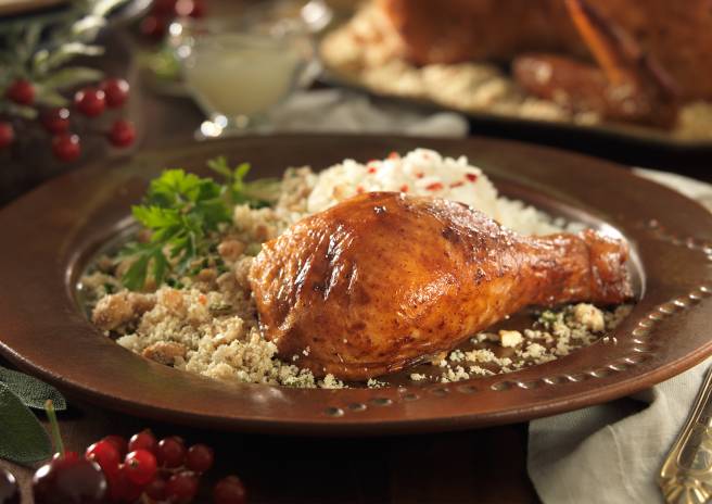 Chester Assa Fácil com Arroz de Coco e Farofa de Castanha-de-Caju