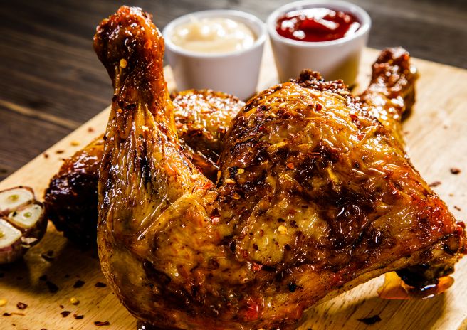 Sobrecoxa Assada ao Molho de Laranja