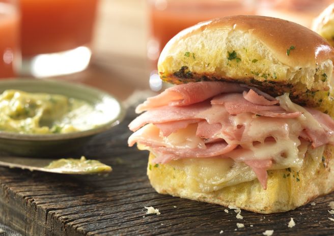 Mini Sanduíche de Presunto