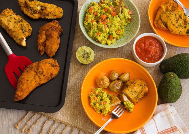 Peito de Frango com Crosta de Pão, Queijo e Ervas