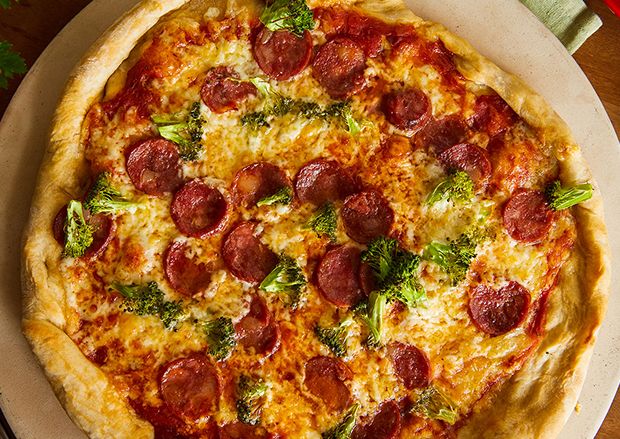 Pizza Caseira de Linguiça Fininha