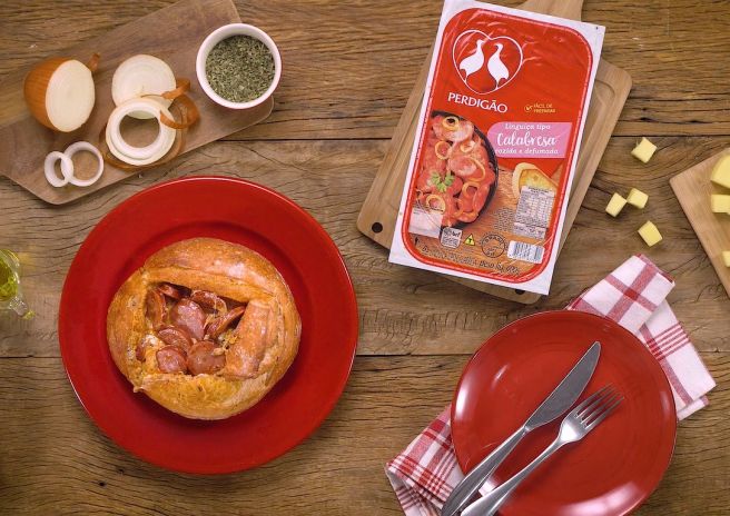 Pão Italiano recheado com Queijo e Calabresa