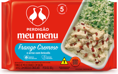 frango-ao-molho-branco-com-bacon-e-arroz-com-brocolis-300g