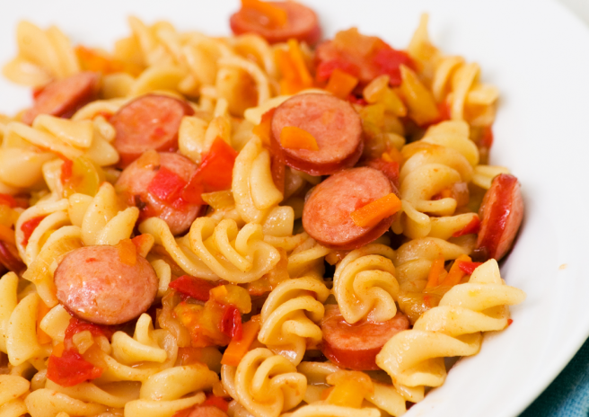 Fusilli com Salsicha ao Molho de Limão